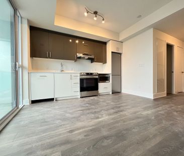 For Lease - 188 Fairview Mall Drive Unit# 2212, Toronto, Ontario - Photo 3