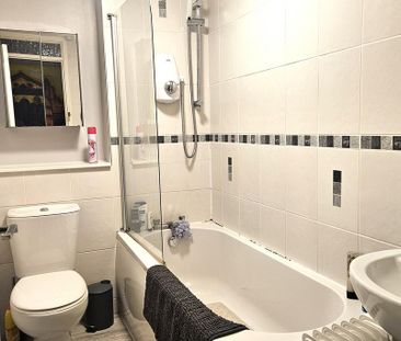 2 bedroom terraced house to rent - Photo 5