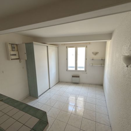 Location Appartement 1 pièce 19m² NARBONNE 11100 - Photo 4