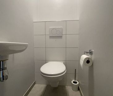 Nieuwbouw appartement met 2slpk's en zeer groot zonneterras te Sint... - Photo 3