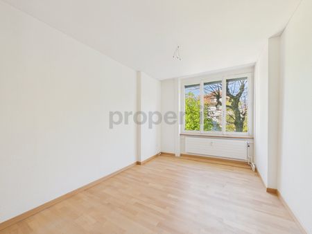 4.5 Zimmer, 100 m², 1. Stock - Foto 5