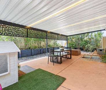 HIDDEN OASIS IN PRIME LOCATION - Photo 6