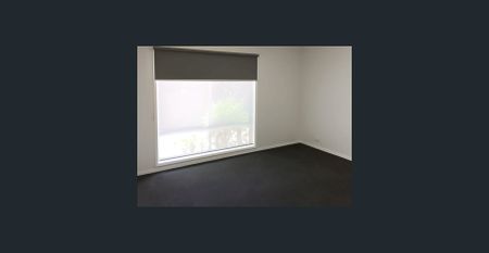 Comfortable and in a great location - Photo 3