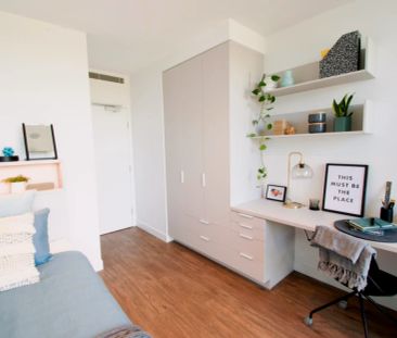 residence near Berkeley Street, Melbourne - Photo 6