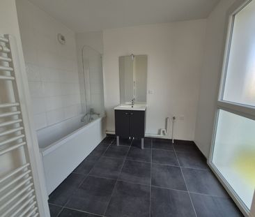 Location Appartement 2 pièces 48m² PERENCHIES 59840 - Photo 2
