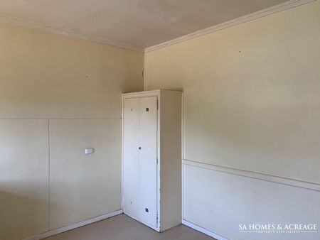 35 Wilkins Road, Elizabeth Downs SA 5113 - House For Rent | Domain - Photo 2