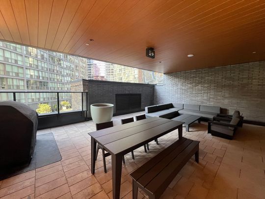 For Lease - 8 Wellesley Street Unit# 3616, Toronto, Ontario - Photo 1