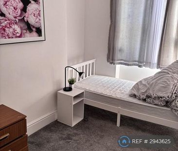 1 bedroom in a house share to rent - Photo 6