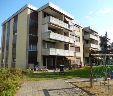 "Schöne, grosszügige 3.5-Zimmerwohnung mit Gartensitzplatz!" - Photo 4