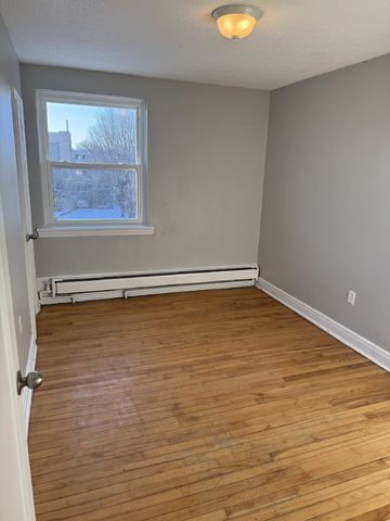 8 - 316 Blake Boulevard - Photo 3