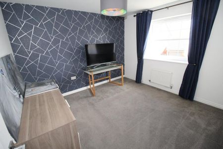 4 bedroom detached house to rent - Photo 5