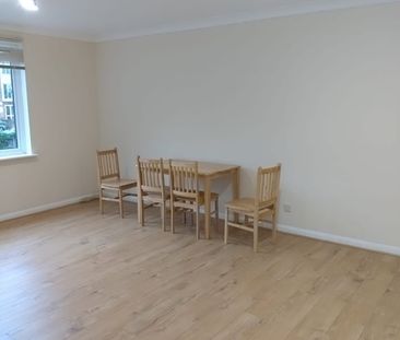 1 Bed Flat, Canberra Close, NW4 - Photo 5