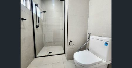 Bright & Modern | Available Now! - Photo 2