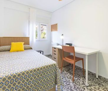 Carrer de Reig Genovés, Valencia, Valencian Community 46019 - Photo 2