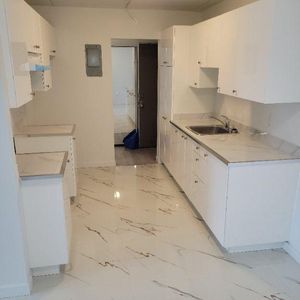 Très Bel Appartement 4 1/2 DDO à Louer - Boulevard des Sources - Photo 2