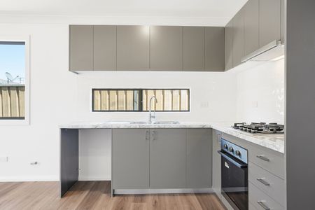 Brand New Immaculate Granny Flat! - Photo 5