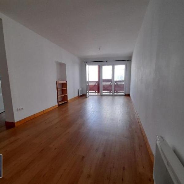 Location Appartement 4 pièces 94m² BOURGES 18000 - Photo 1