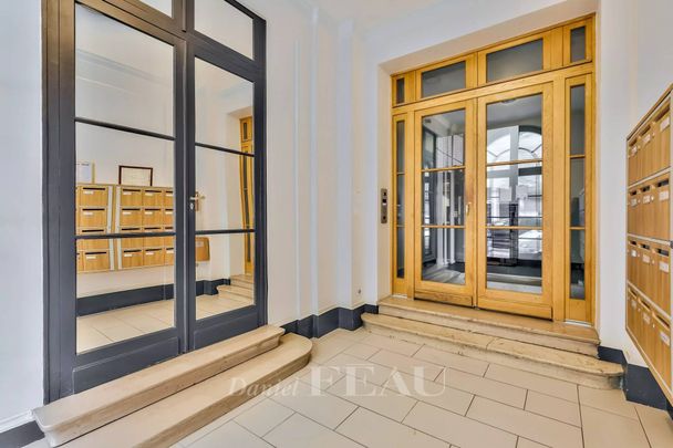 Location appartement, Paris 16ème (75016), 2 pièces, 48.29 m², ref 85428953 - Photo 1