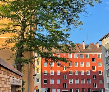 Helle frisch renovierte 1-Zimmer-Wohnung mit Balkon - Photo 1