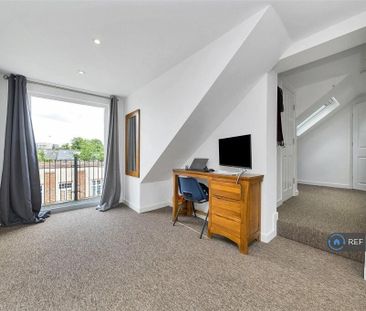 9 bedroom end of terrace house to rent - Photo 6