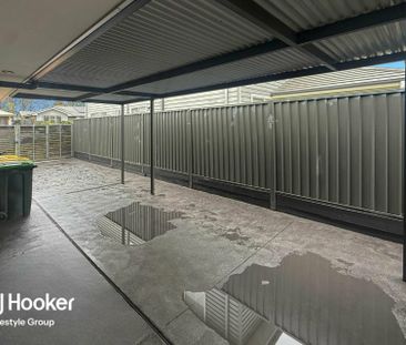 6A Howard Loop, Oran Park - Photo 5