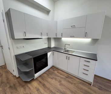 Pronájem bytu 1+kk a garsoniéry 29 m² - Photo 4