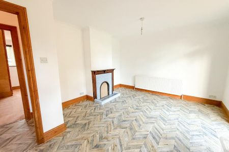 3 bedroom detached bungalow to rent - Photo 4