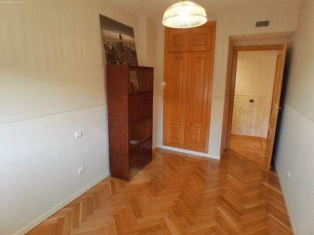 Piso de alquiler en Calle Gómez Tejedor, Norte - Photo 3