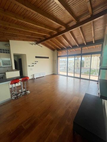 Διαμέρισμα για ενοικίαση Άνω Νέα Σμύρνη (Νέα Σμύρνη) - Photo 2
