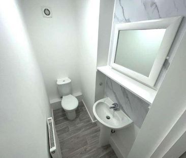 Longfleet Road, Poole, BH15 - Photo 4