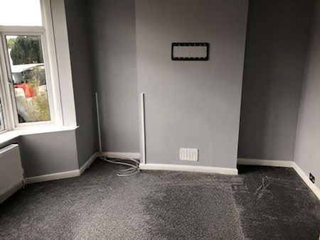 Barton Avenue, Paignton, Torbay, TQ3 - Photo 4