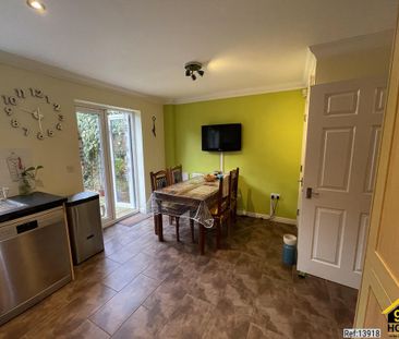 3 bedroom terraced house to rent - Photo 2