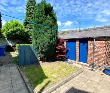 4 bedroom terraced house to rent - Photo 2