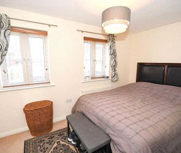 4 bedroom detached house to rent - Photo 4