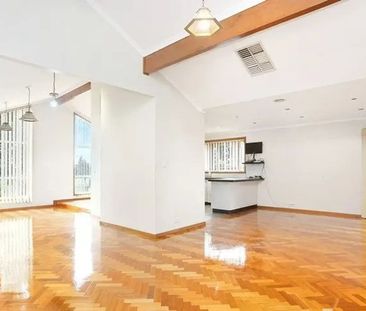 SPACIOUS FAMILY HOME - Photo 1