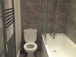 1 Bed Flat, Standard Road, TW4 - Photo 5