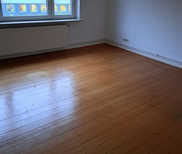 Große 4-Zimmerwohnung zu vermieten - Foto 1