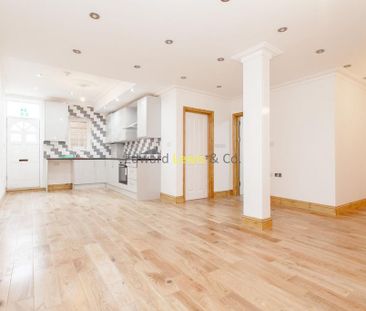 3 bedroom flat to rent - Photo 5