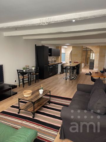 Grand T1 de 74.61 m2 - Photo 2