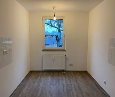 Renovierte 3-Zimmer-Wohnung mit Balkon - Foto 5