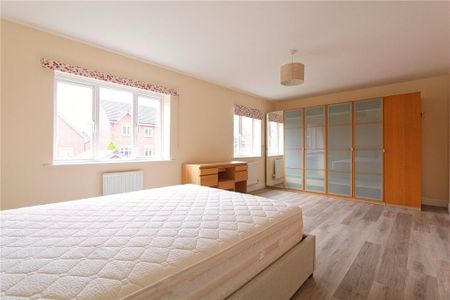 4 bedroom detached house to rent - Photo 5