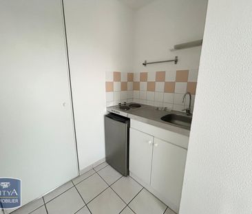 Location Appartement 2 pièces 37m² VALENCIENNES 59300 - Photo 2