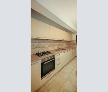 Zona Decebal,apartament 3 camere cu terasa si loc de parcare subteran - Photo 5
