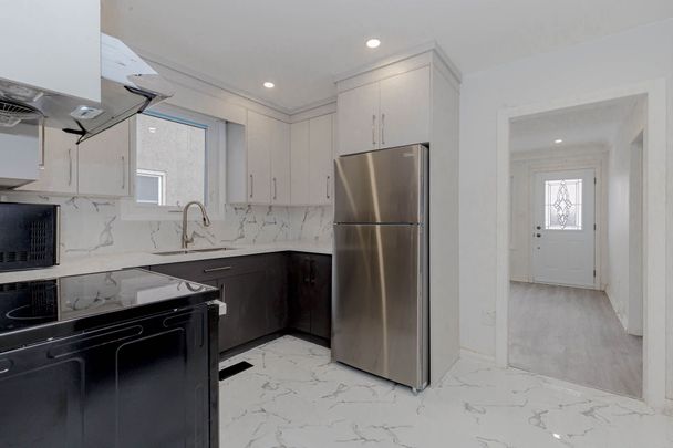 For Lease - 55 Hamilton Street, St. Catharines, Ontario - Photo 1