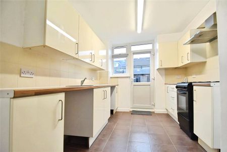 3 bedroom terraced house to rent - Photo 5