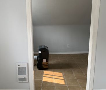 For Lease - 1530 Stittsville Main Street Unit# B, Stittsville - Mun... - Photo 1