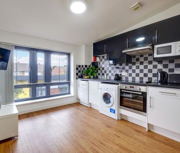 1 bedroom flat to rent - Photo 4
