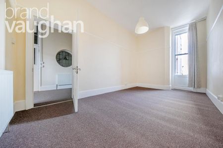 4 bedroom flat to rent - Photo 4