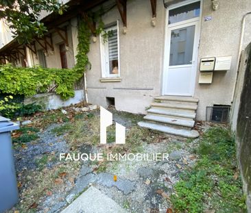 Location Appartement 2 pièces 45m² VALENCE 26000 - Photo 2