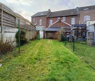 VERNIEUWDE RIJWONING MET STADSTUIN - Foto 1